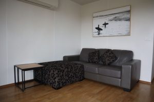 Southern Ocean Tourist Park - Villas 1 5